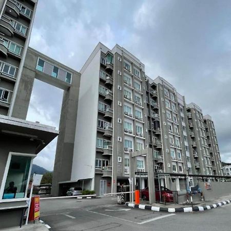 Oyo 91086 Bayu Service Apartment Kuah Exterior foto