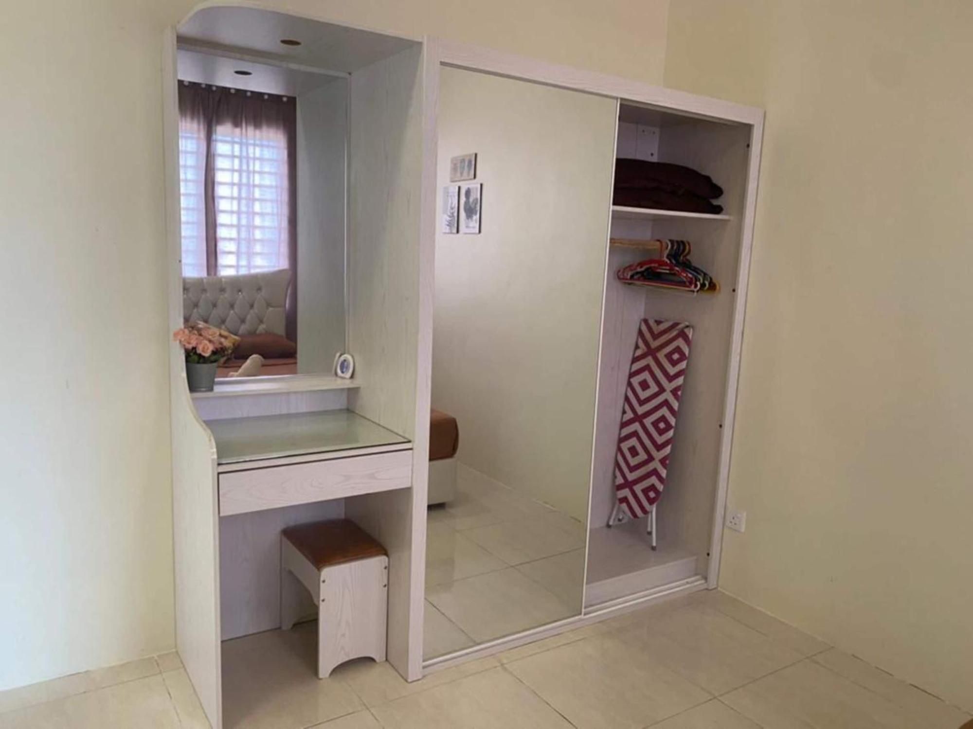 Oyo 91086 Bayu Service Apartment Kuah Exterior foto