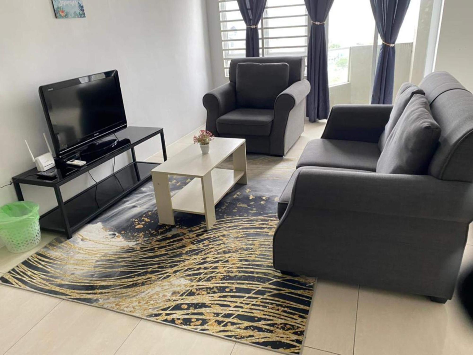 Oyo 91086 Bayu Service Apartment Kuah Exterior foto