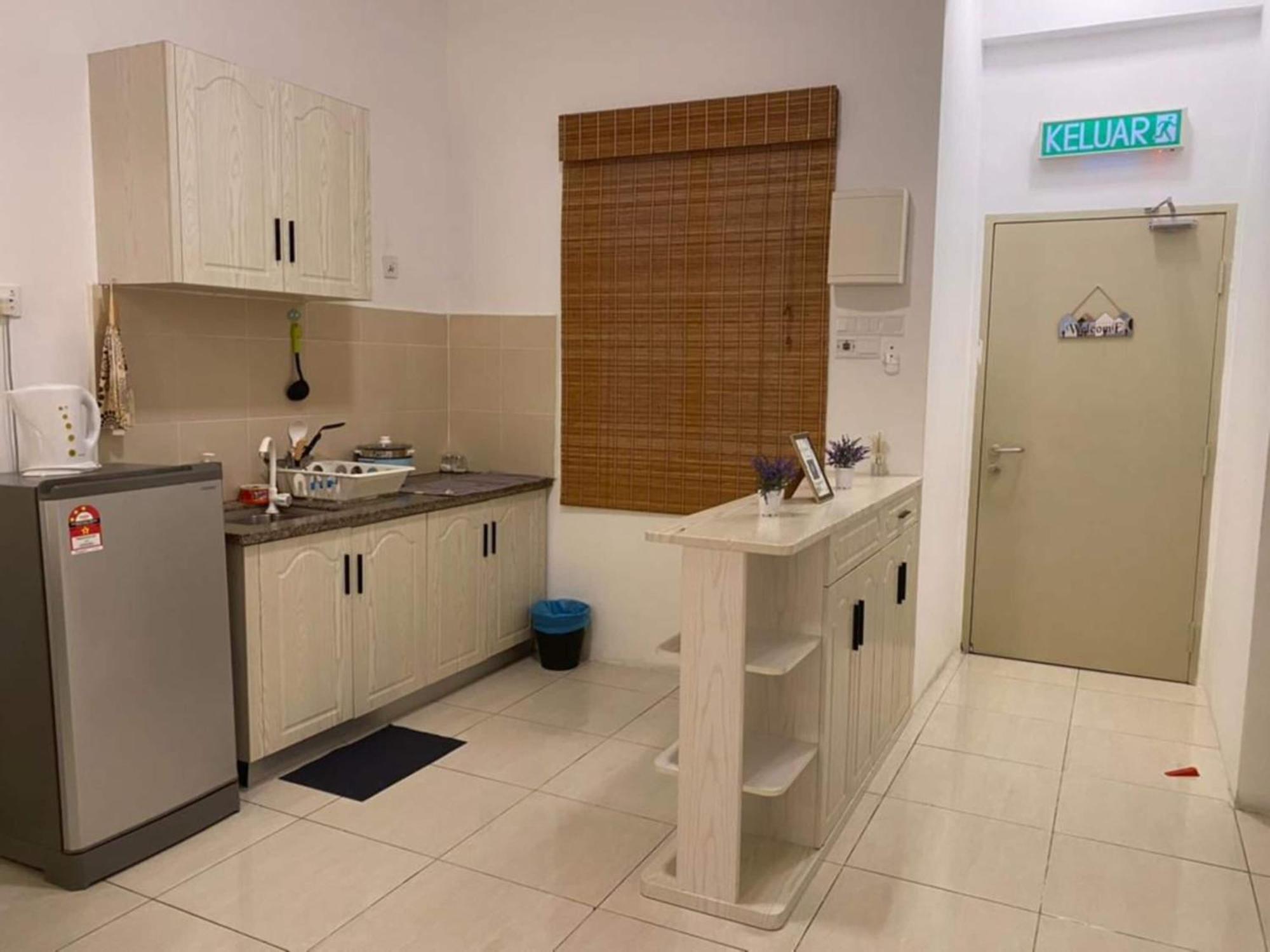 Oyo 91086 Bayu Service Apartment Kuah Exterior foto